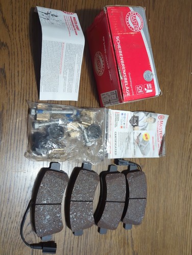 Front brake pads - front,